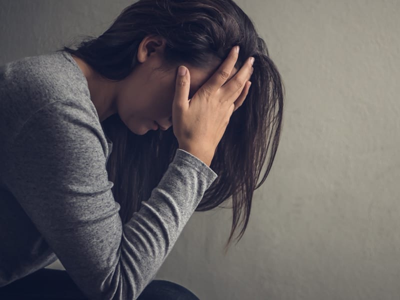 3 เคล็ดลับปิดผมขาวภายในไม่กี่นาที